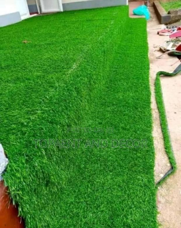 Neat Look With Office Artificial Grass Rugs - main view