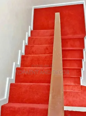 Soft and Stylish Fitted Stairs for Decor