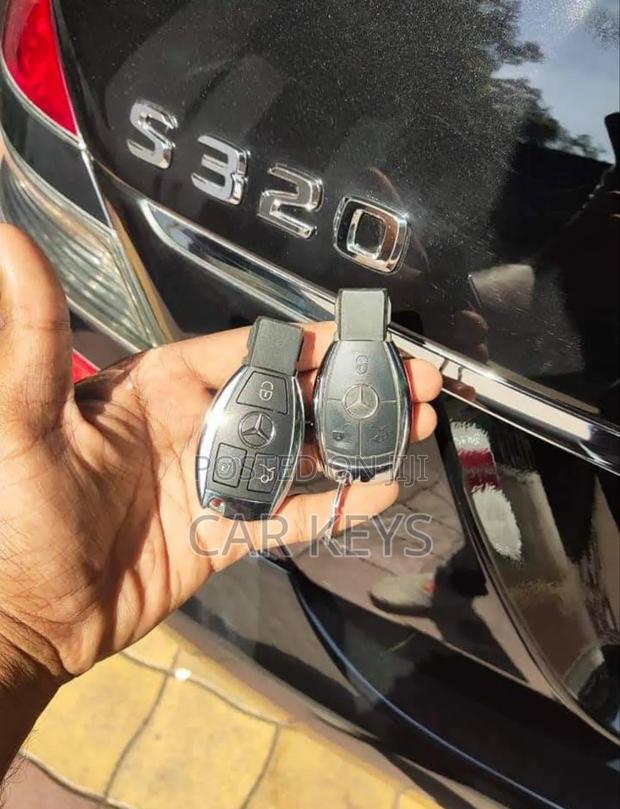 Mercedes Benz S320 Key Programming Specialist  - main view