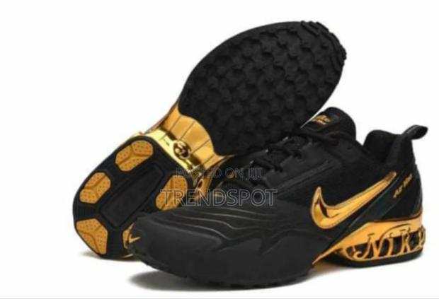 Nike Airmax Ultra Black Gold