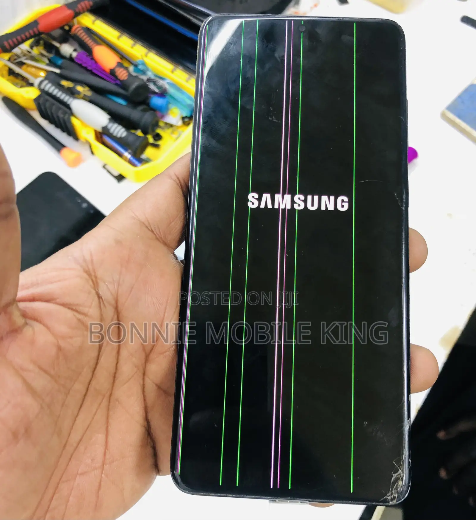 Phones iPads & Laptop Repairs Services.(Same Day Service).