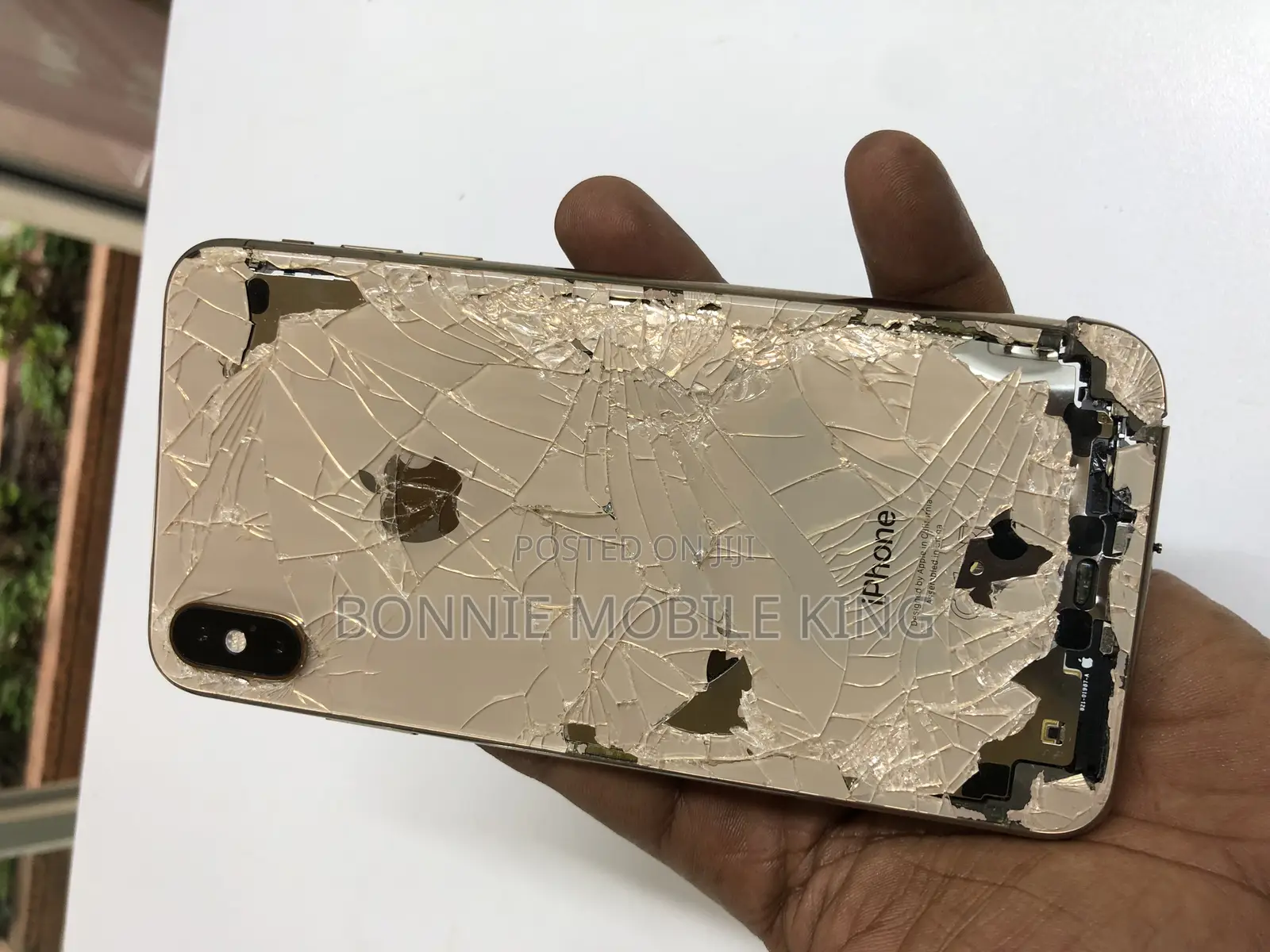 Phones iPads & Laptop Repairs Services.(Same Day Service).