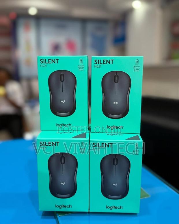 Logitech M221 Mouse