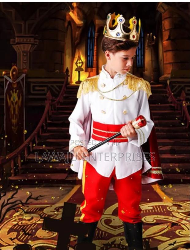 King Cosplay Costume - main view