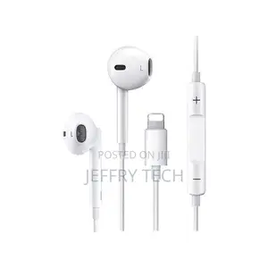 Apple iPhone 14 Plus Wired Earphones in-Ear Noise Isolating