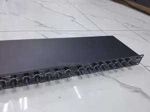 Crossover DBX 366xl