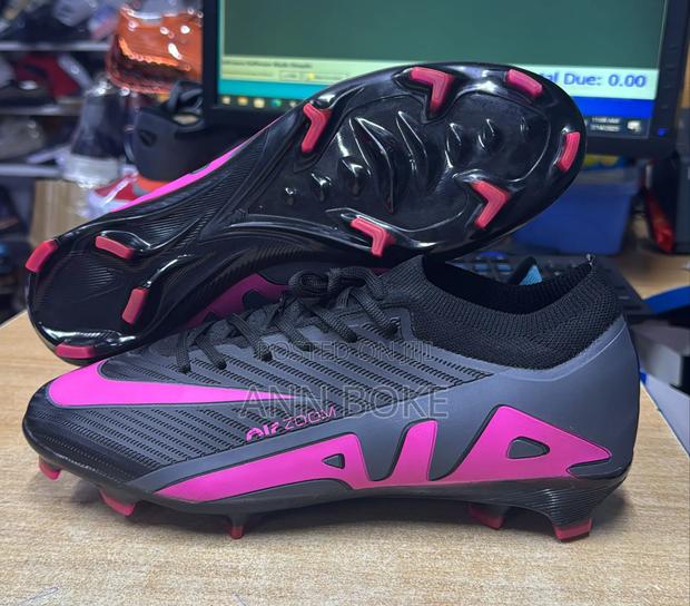 Airzoom 
40 to 45 at Available