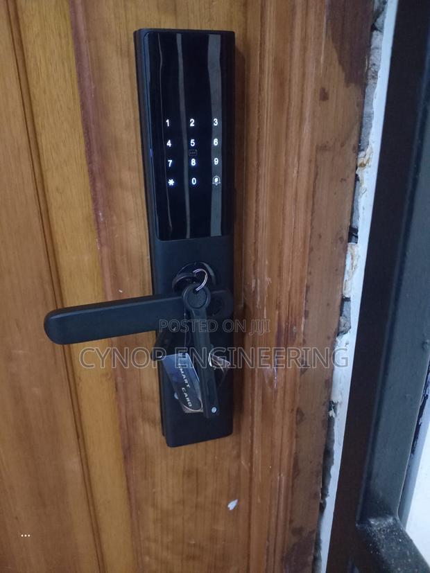 Remote Easy Unlocking Smart Locks - main view