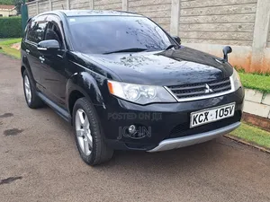 Mitsubishi Outlander 2012 Black
