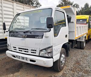 Isuzu NPR Tipper - thumbnail 2