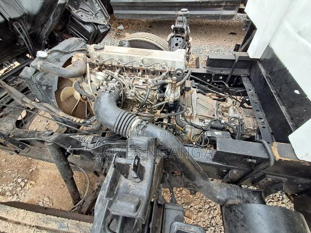 Isuzu NPR Tipper - thumbnail 8