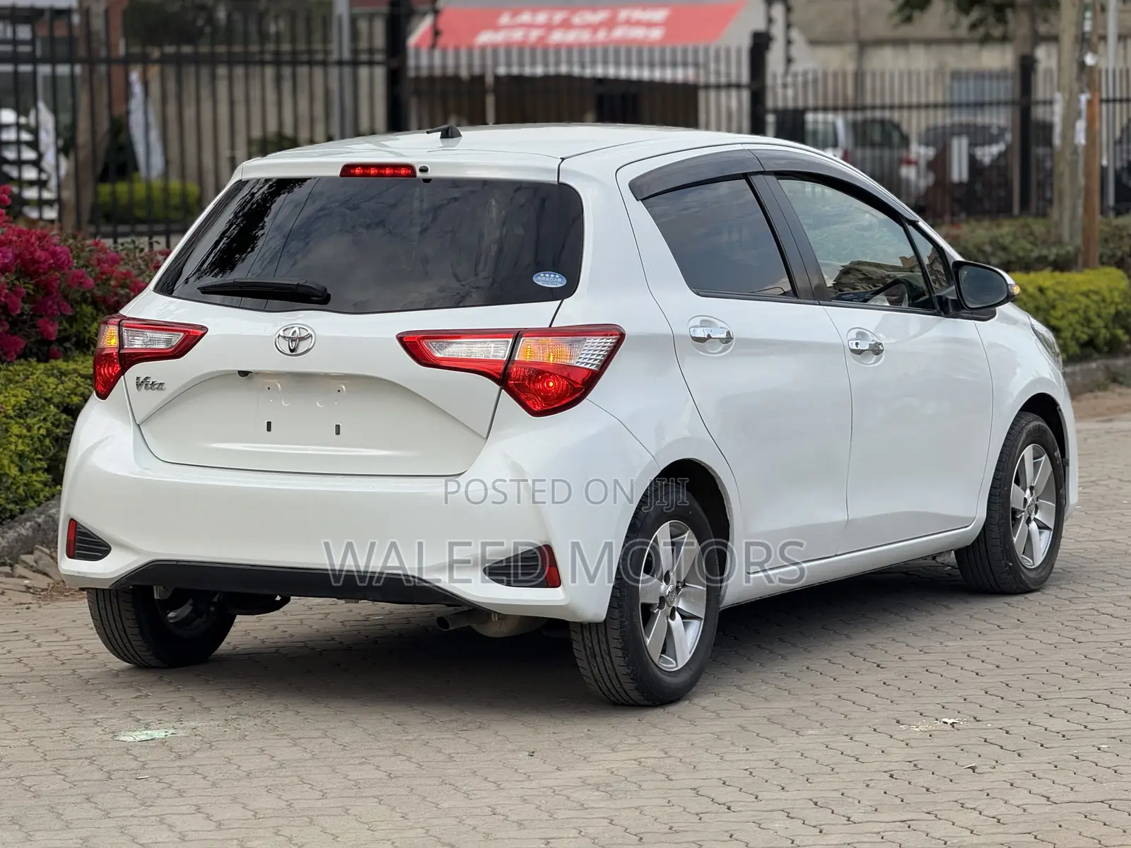 Toyota Vitz 2018 White