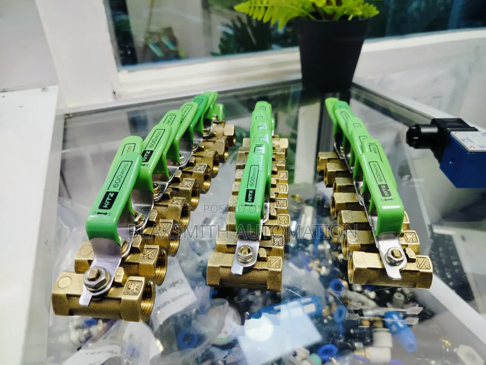 Ball Cork Valve 1/4" (Brass)