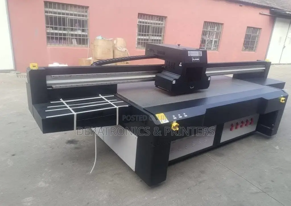 2500mm by 1300mm Uv Flatbed Printer 8 Richo G5/G6 Heads