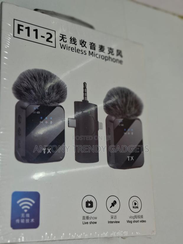 F11‐2 Portable Wireless Mic – Rechargeable Lavalier Set
