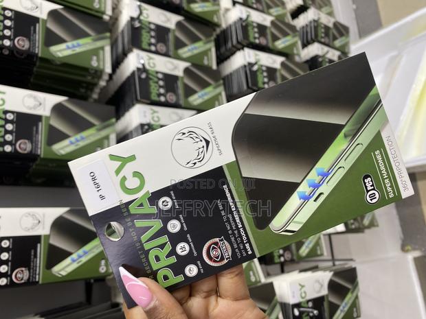 Ailun Privacy Screen Protector for iPhone 16 Pro Glass - thumbnail 3