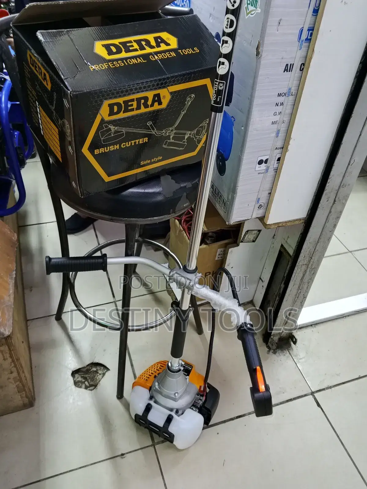 Dera Brush Cutter 2stroke Machine