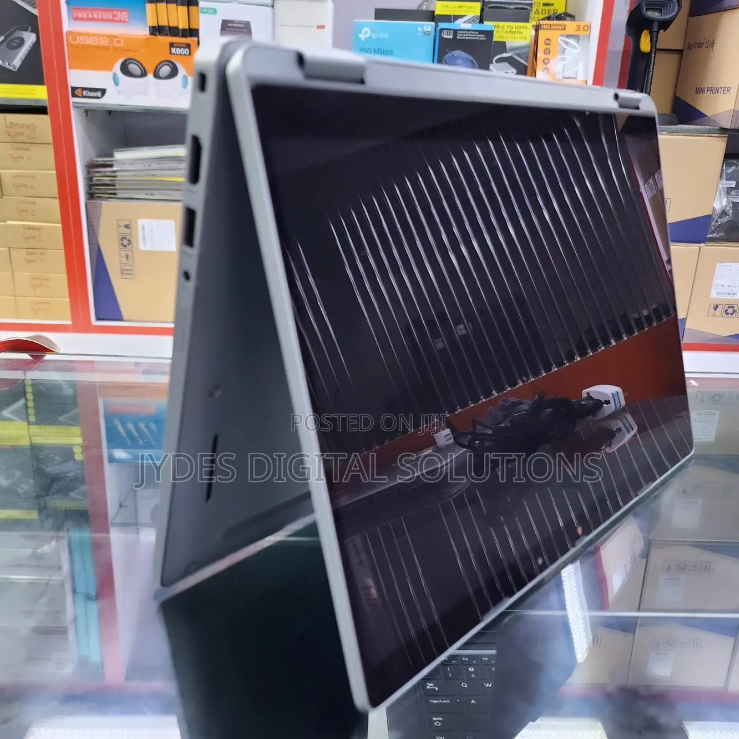 Laptop Dell Latitude 5320 16GB Intel Core I7 SSD 512GB
