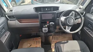 Toyota Roomy 1.0 FWD 2019 Blue