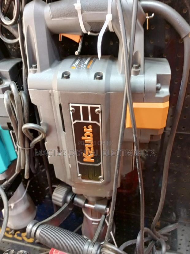 Highly Available 1700w Kzubr Demolition Hammer