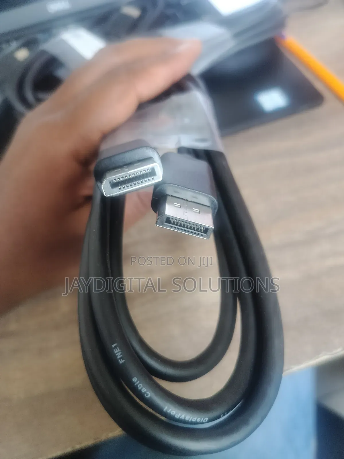Display Port to Display Port Cable