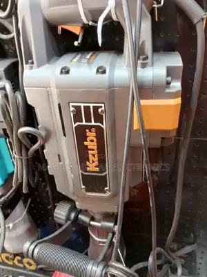 Well Performing 1700w Kzubr Demolition Hammer