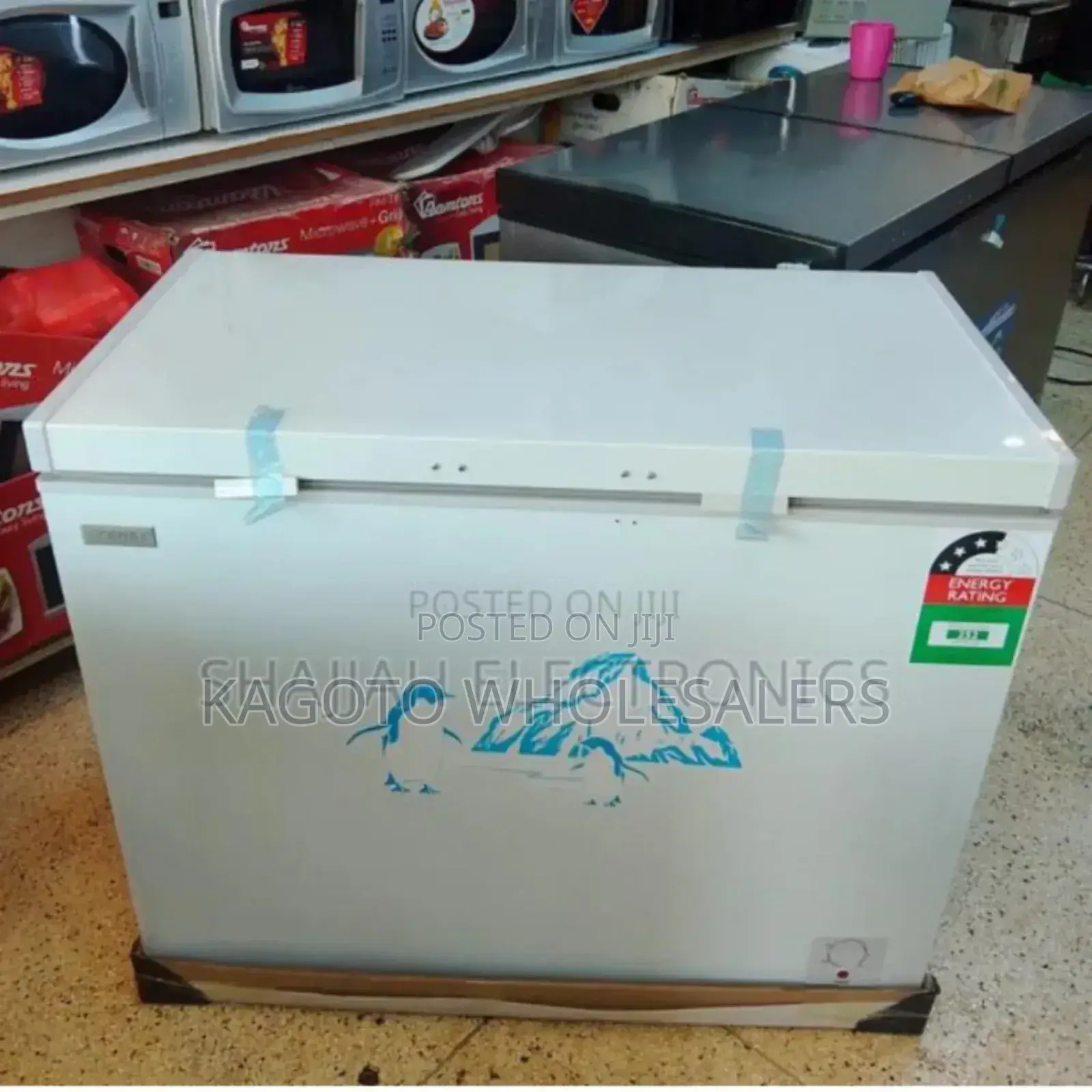 White Colour Ecomax 219litres Deep Freezer