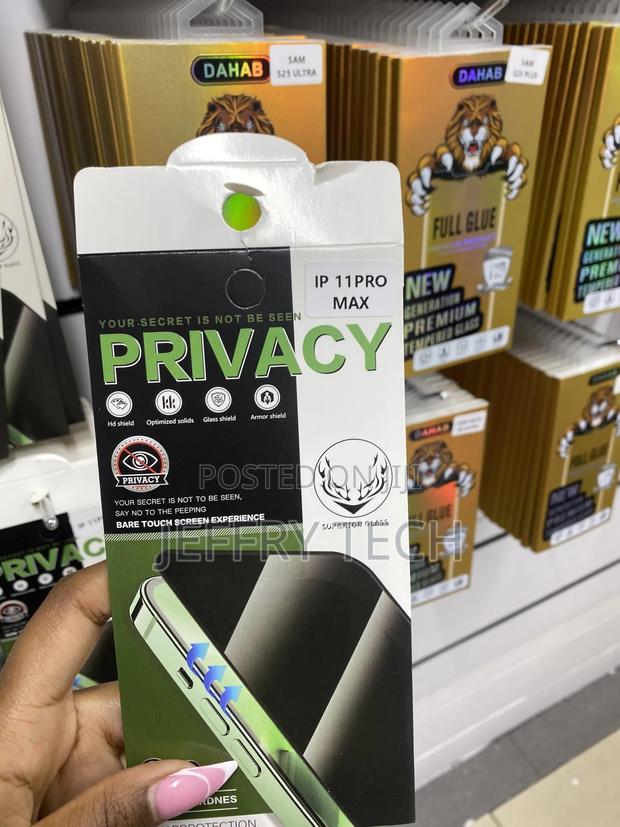 Jetech Privacy Screen Protector for iPhone 11 Pro Max - main view