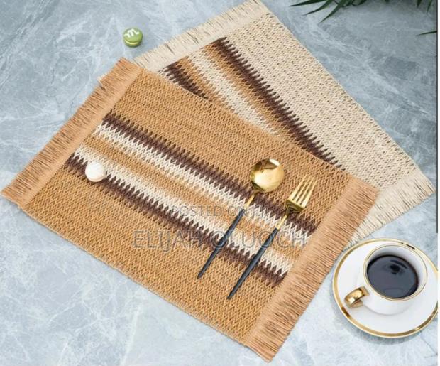 6pcs Stylish Woven Placemats