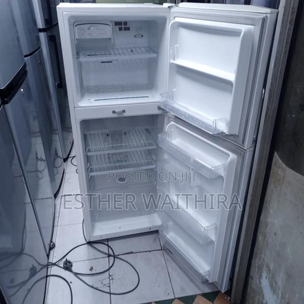 White Clean Lg Fridge - thumbnail 2