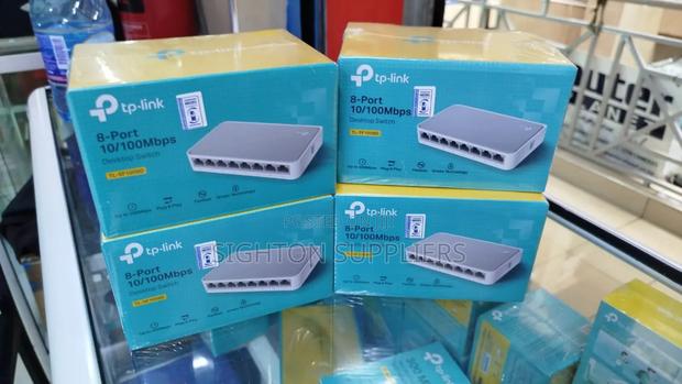 Tplink 8 Port Switch - thumbnail 3
