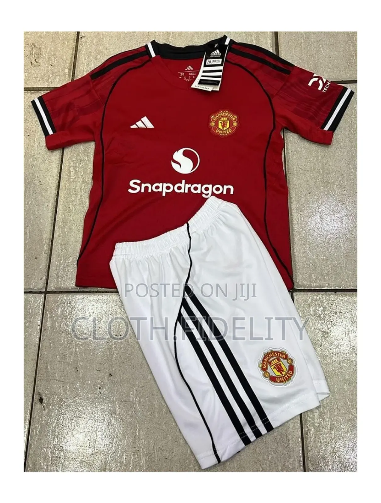 Manchester United Home Kids Jersey 25/26.