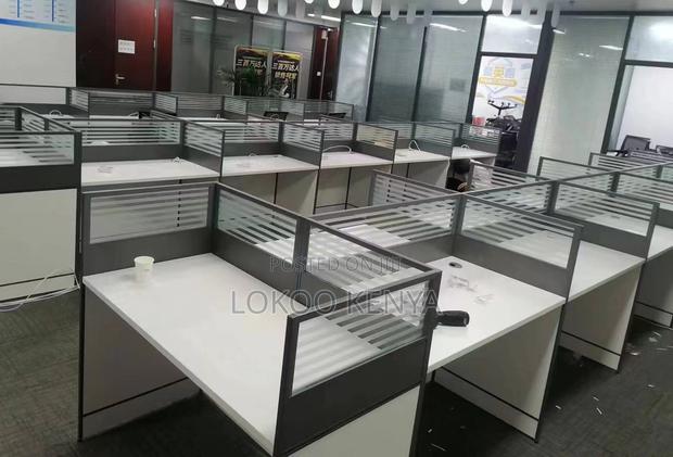Office Desk: 2-Way Curved Employee Office Workstation - thumbnail 2