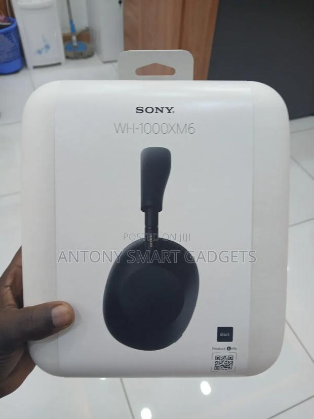 Sony Wh-1000xm6 Headphones. - main view