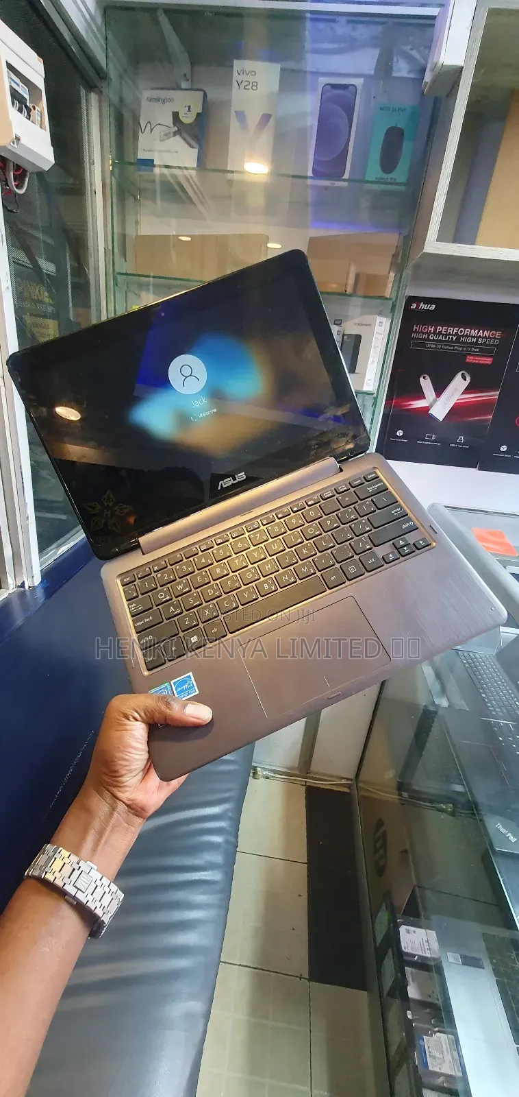 Laptop Asus VivoBook Flip TP201SA 2GB Intel Celeron HDD 500GB