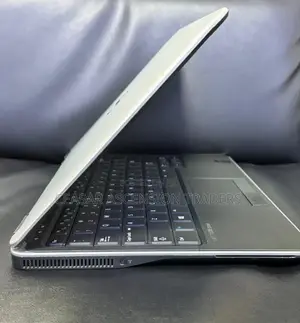 Laptop Dell Latitude E7240 4GB Intel Core I5 SSD 128GB