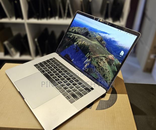 Laptop Apple MacBook Pro 2018 32GB Intel Core I9 SSD 1T - thumbnail 3