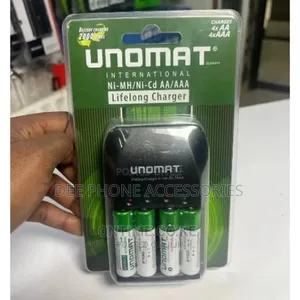 Unomat 4 Aa + Charger Rechsrgeable Battery