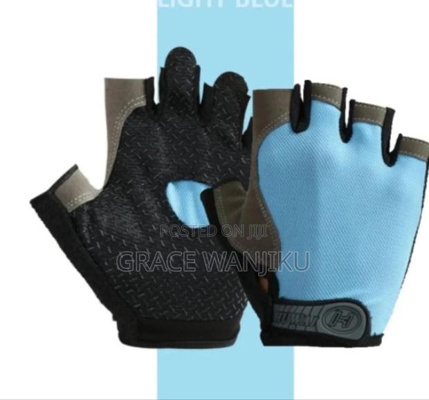 Gym Anti Slip Half Finger Gloves - main view