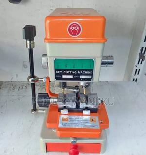 Standard Key Cutting Machine - thumbnail 2