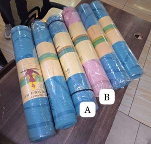 Non Slipery Yoga Mats - thumbnail 2