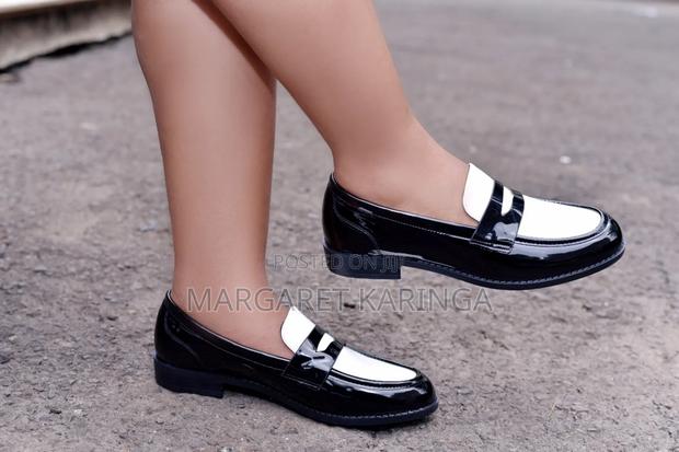 Closed Brogues - thumbnail 4