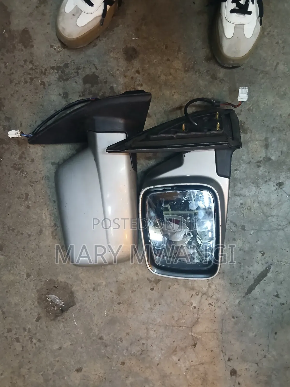 Ex Japan Nissan Xtrail Nt30 Sidemirror Available