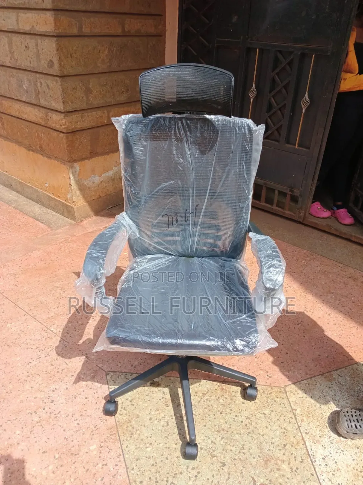 Executive Adjustable Headrest Office Chair
