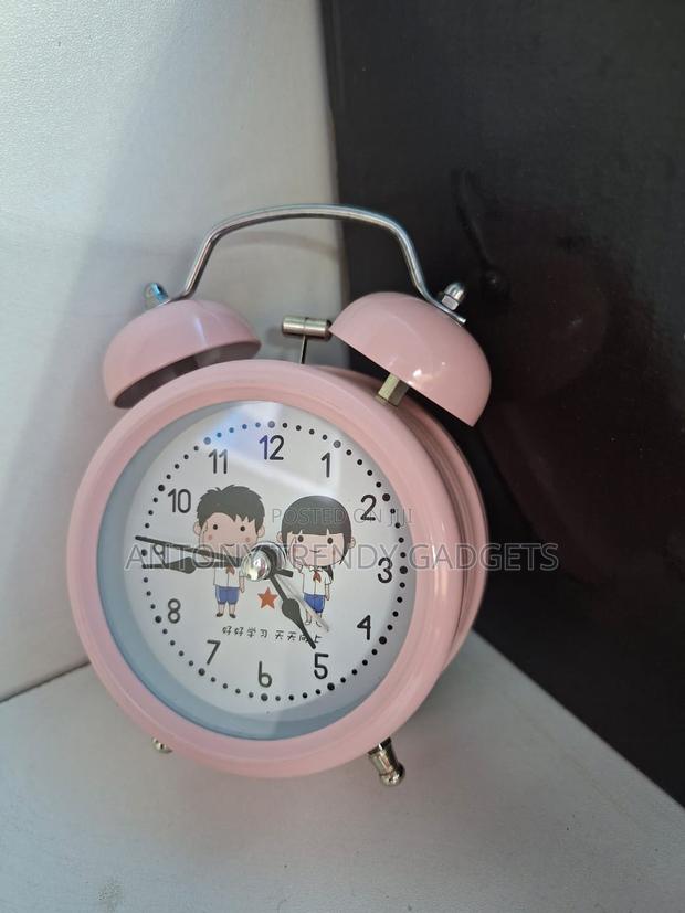 Vintage Analog Alarm Clock – Loud Twin Bell Wake-up Clock