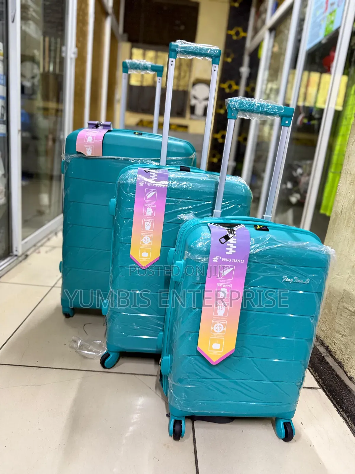 3 in 1 Rubber Unbreakable Suitcase Set at 7000 Size 27/4 at