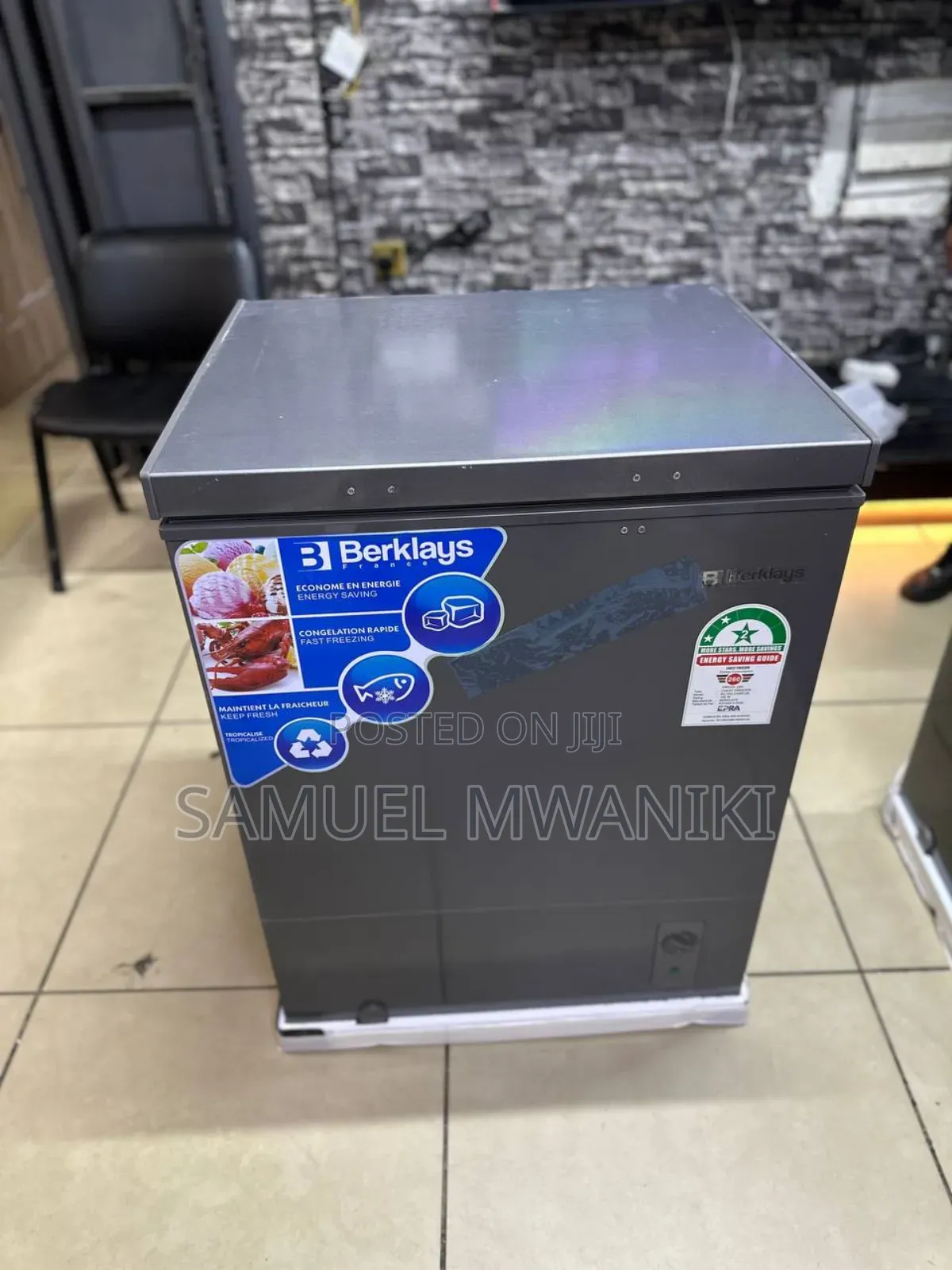 Berklays Chest Freezer 150 Liters Fast Freezing Function