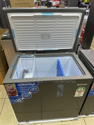 Berklays Chest Freezer 200 Liters Has Fast Freezing Function