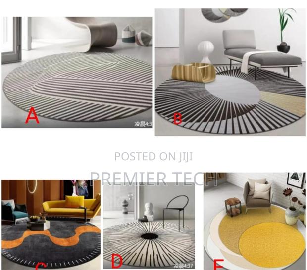 Modern Minimalistic Round Rugs - main view