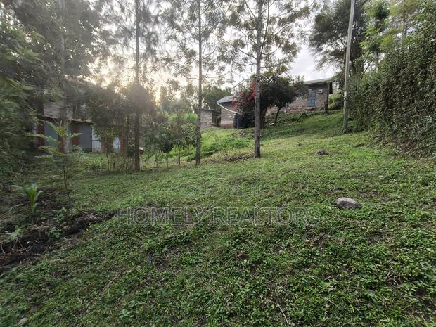 Quarter Acre Gated Corner Plot in Rimpa, Rongai With a House - thumbnail 2